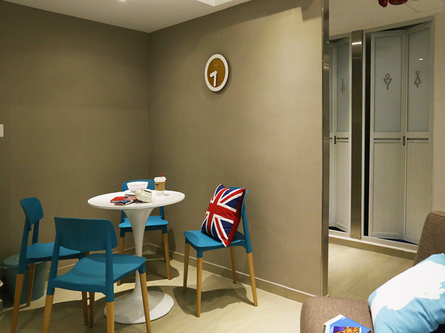 香港尖沙咀精品旅舍 (日本太空仓)-香港油尖旺