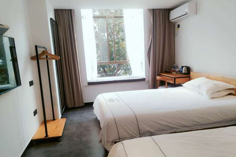 福建省南平市武夷山市三姑度假区大王峰北路6-11.